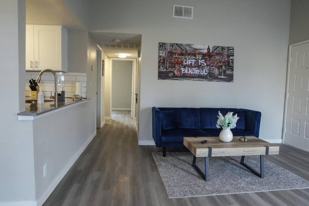2 Bedroom Minutes From Las Vegas Strip And Airport Экстерьер фото